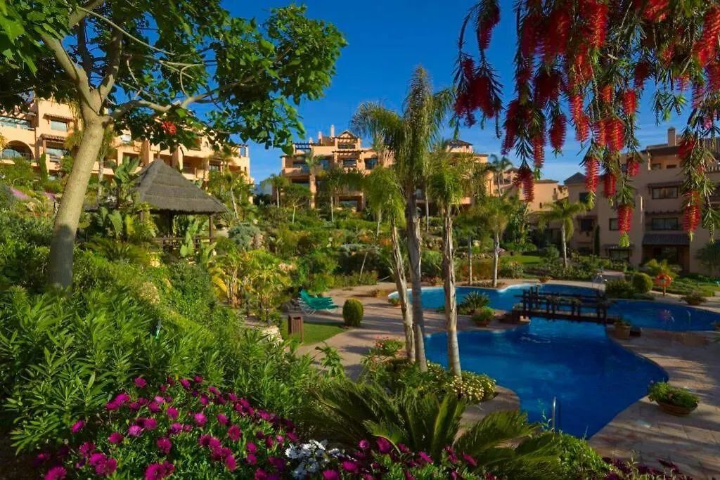 Marbella Luxury Fast Internet Netflix contacts
