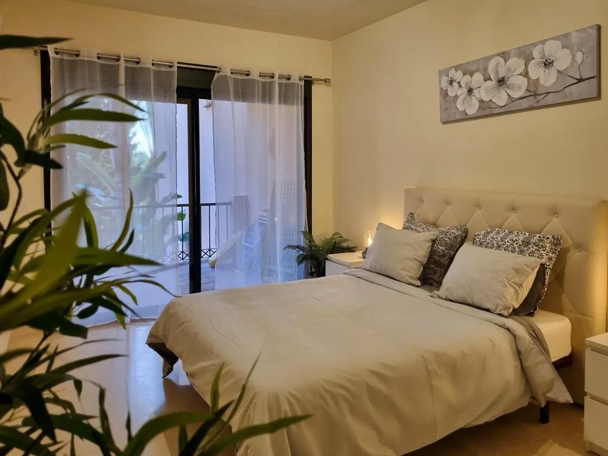 Marbella Luxury Fast Internet Netflix Apartment Estepona Spain